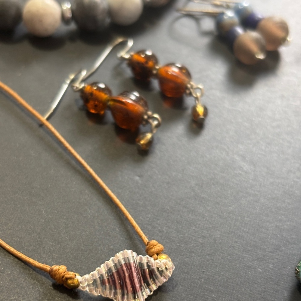 Glass bead jewelry bundle - - Picture 6 of 7